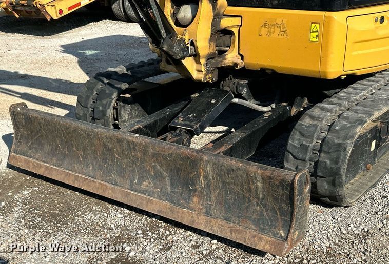 image for item EK3378 2017 Caterpillar  303.5E2 CR mini excavator