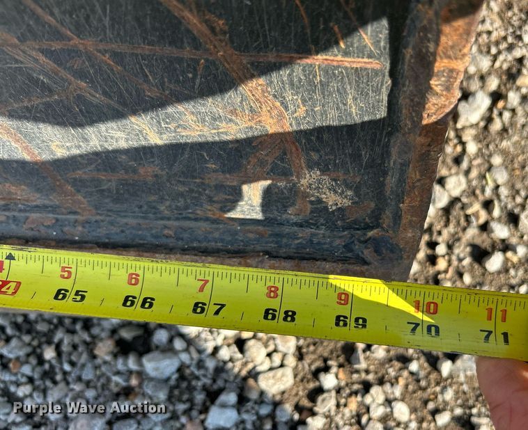 image for item EK3378 2017 Caterpillar  303.5E2 CR mini excavator