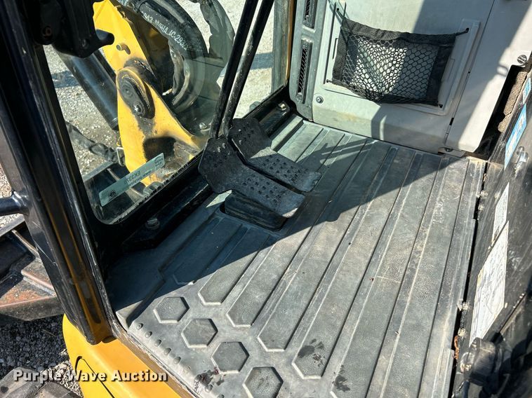 image for item EK3378 2017 Caterpillar  303.5E2 CR mini excavator
