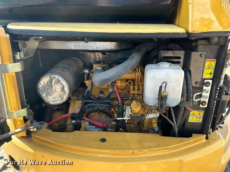 image for item EK3378 2017 Caterpillar  303.5E2 CR mini excavator