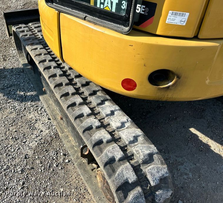 image for item EK3378 2017 Caterpillar  303.5E2 CR mini excavator