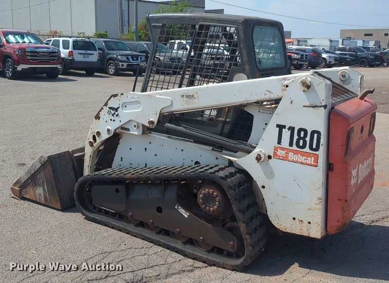 image for item EQ2119 2011 Bobcat T180 tracked skid steer loader