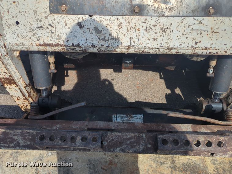 image for item EQ2119 2011 Bobcat T180 tracked skid steer loader