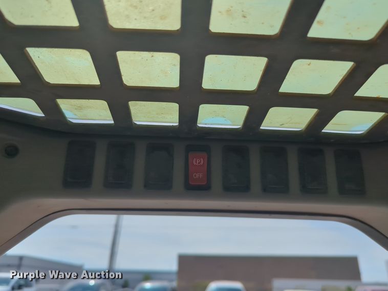 image for item EQ2119 2011 Bobcat T180 tracked skid steer loader