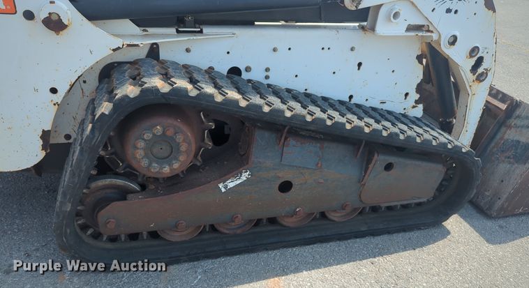 image for item EQ2119 2011 Bobcat T180 tracked skid steer loader