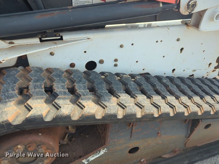 image for item EQ2119 2011 Bobcat T180 tracked skid steer loader