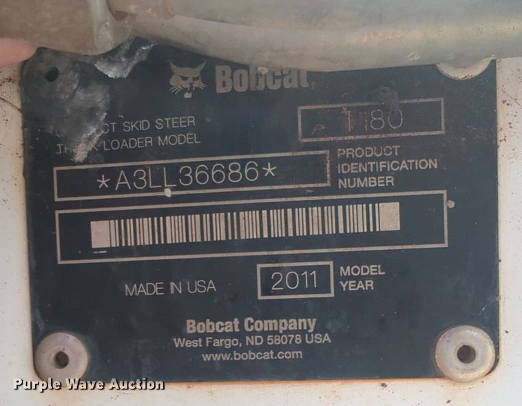 image for item EQ2119 2011 Bobcat T180 tracked skid steer loader