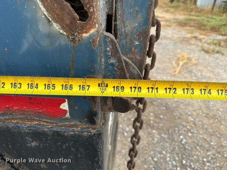 image for item IE9064 1987 Ford LTL9000 dump truck