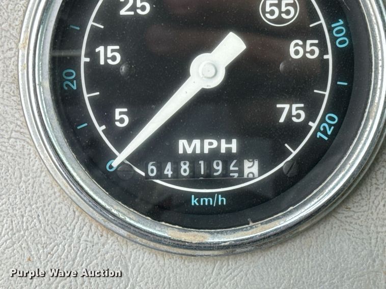 image for item IE9064 1987 Ford LTL9000 dump truck