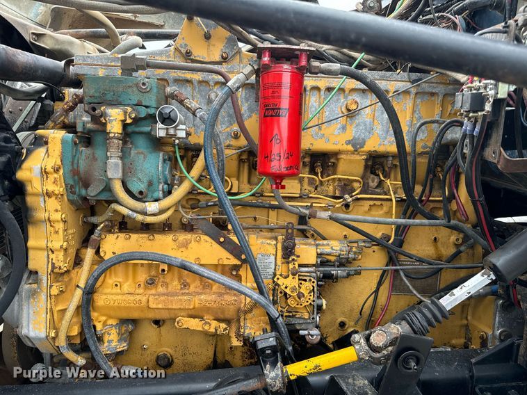 image for item IE9064 1987 Ford LTL9000 dump truck