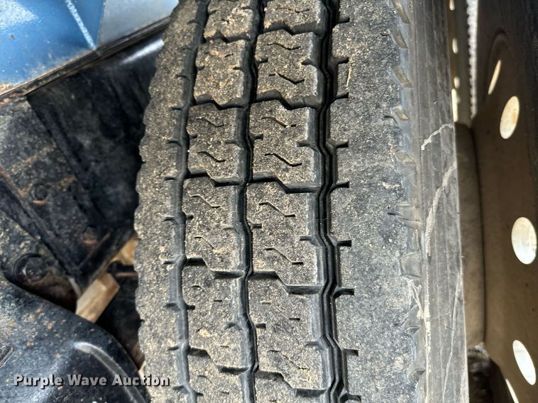 image for item IE9064 1987 Ford LTL9000 dump truck