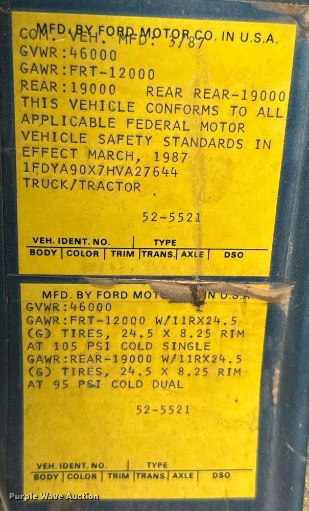 image for item IE9064 1987 Ford LTL9000 dump truck