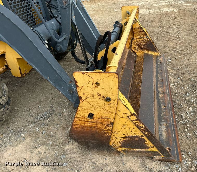 image for item IE9065 2011 John Deere 310SJ backhoe