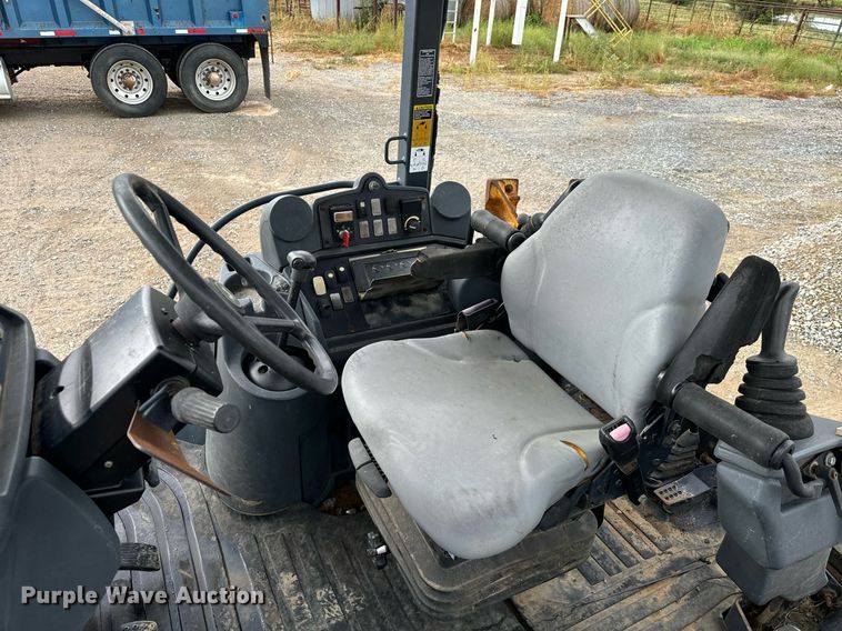 image for item IE9065 2011 John Deere 310SJ backhoe