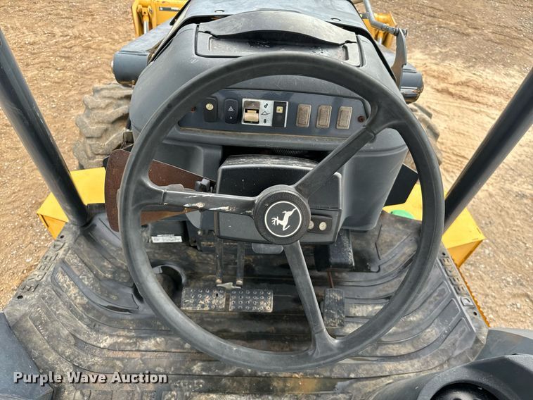 image for item IE9065 2011 John Deere 310SJ backhoe