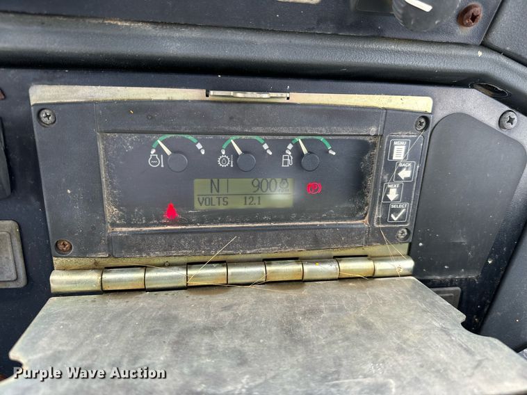 image for item IE9065 2011 John Deere 310SJ backhoe