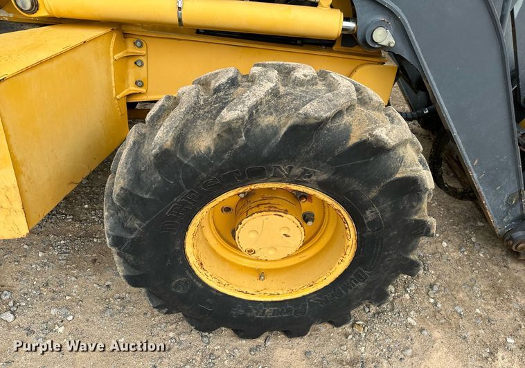 image for item IE9065 2011 John Deere 310SJ backhoe
