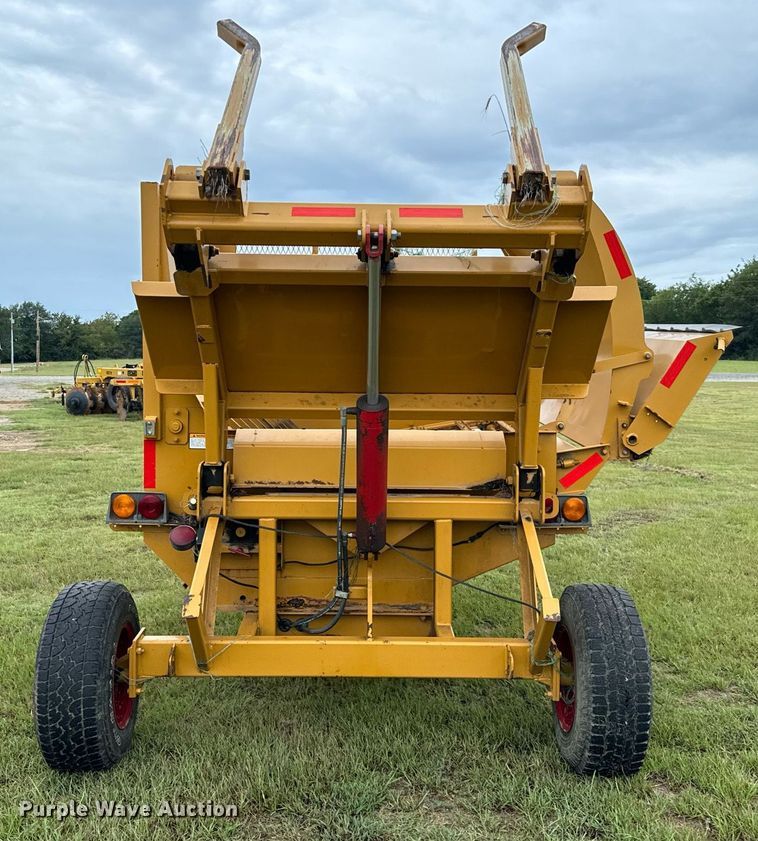 image for item IE9066 Duratech Haybuster 2655 bale processor