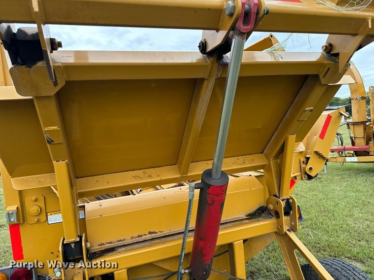 image for item IE9066 Duratech Haybuster 2655 bale processor