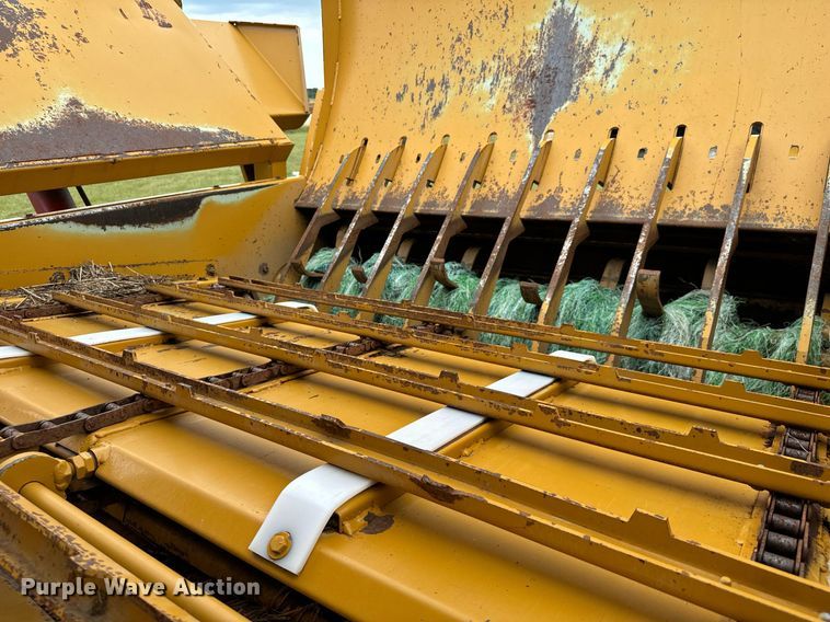 image for item IE9066 Duratech Haybuster 2655 bale processor
