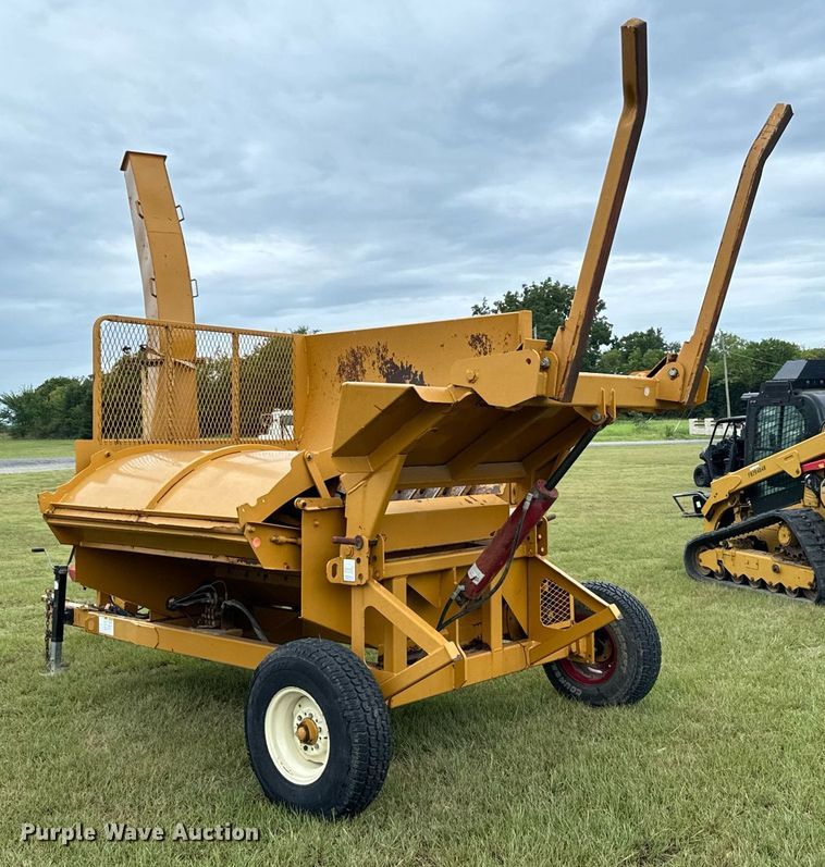 image for item IE9067 Duratech Haybuster 2564 bale processor