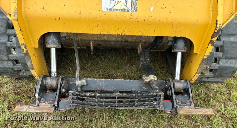 image for item IE9068 2018 Caterpillar  299D2 tracked skid steer loader