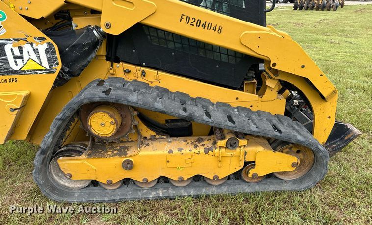 image for item IE9068 2018 Caterpillar  299D2 tracked skid steer loader