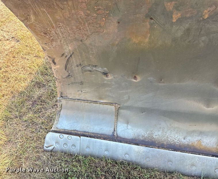 image for item IE9100 2014 Komatsu D61 dozer