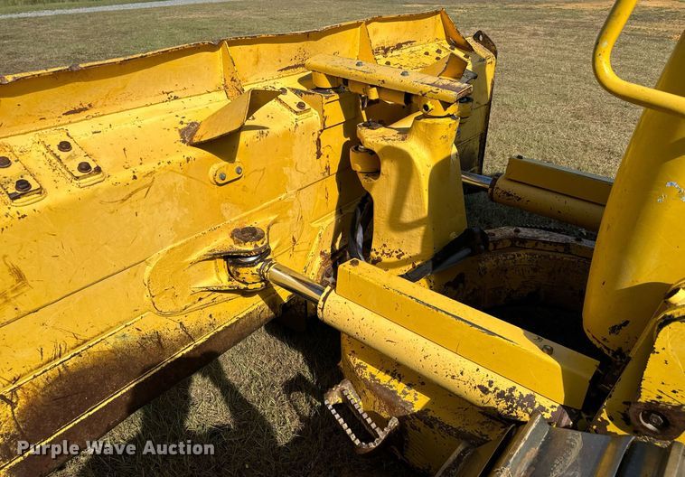 image for item IE9100 2014 Komatsu D61 dozer