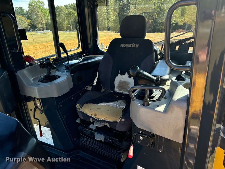 image for item IE9100 2014 Komatsu D61 dozer