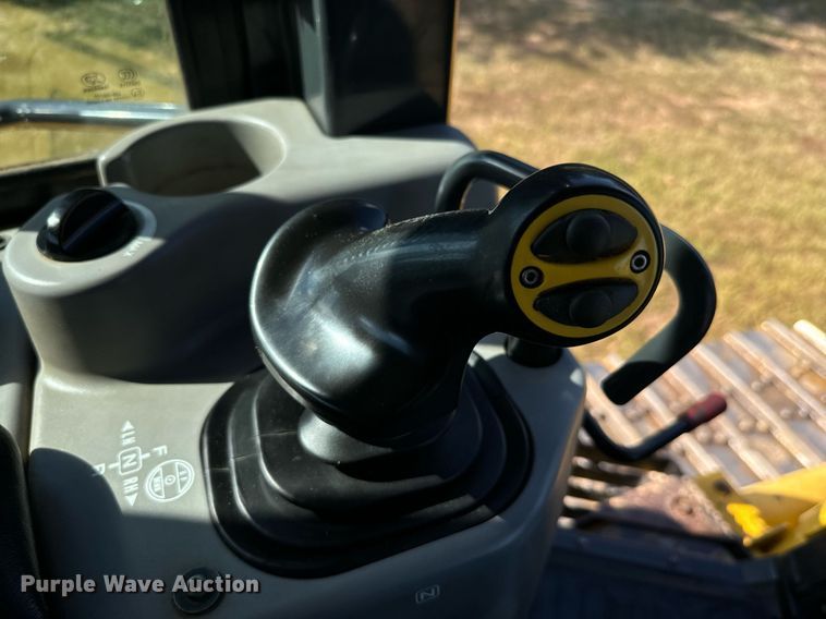 image for item IE9100 2014 Komatsu D61 dozer