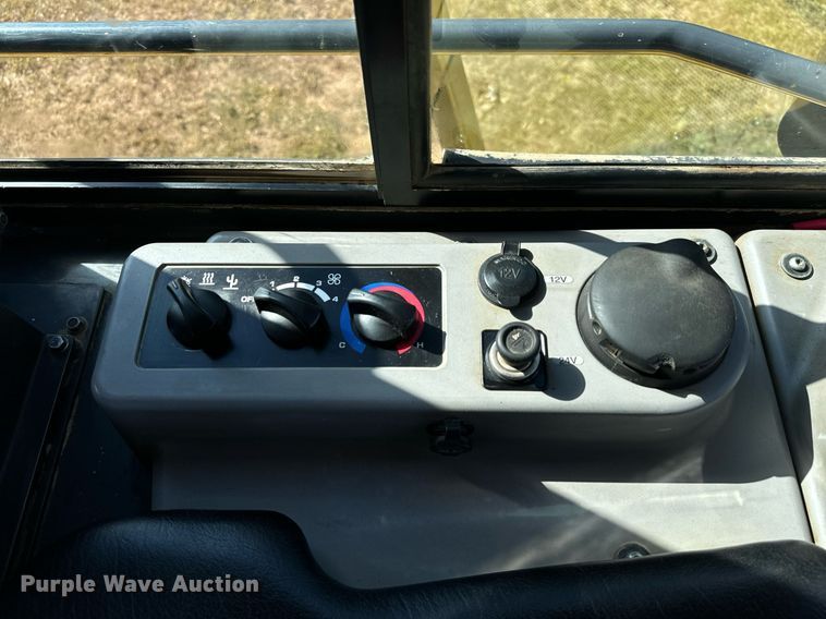 image for item IE9100 2014 Komatsu D61 dozer