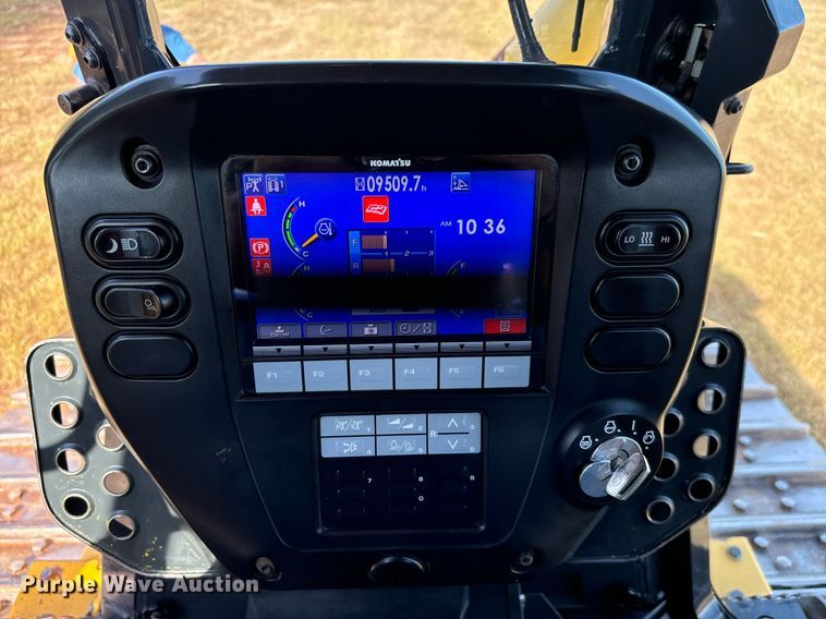 image for item IE9100 2014 Komatsu D61 dozer