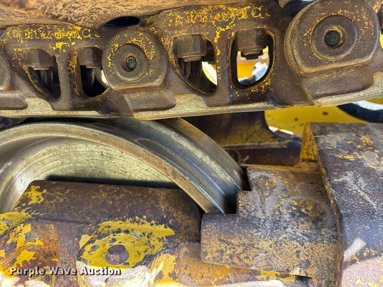 image for item IE9100 2014 Komatsu D61 dozer