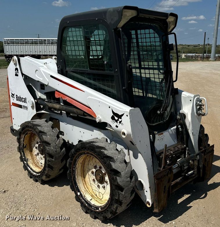 image for item IE9110 2014 Bobcat S510 skid steer loader