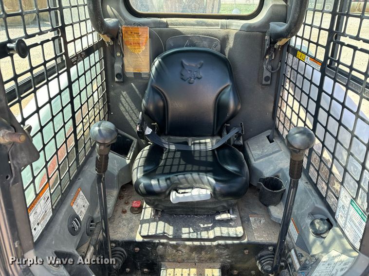 image for item IE9110 2014 Bobcat S510 skid steer loader