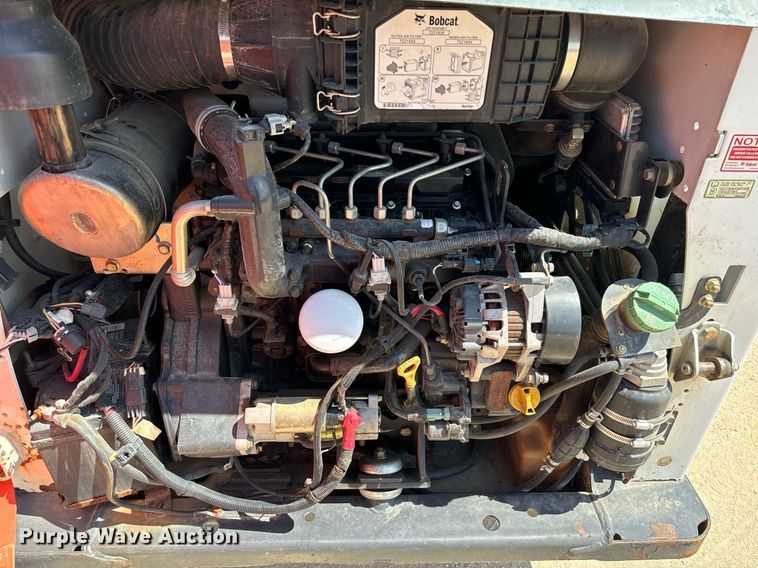 image for item IE9110 2014 Bobcat S510 skid steer loader