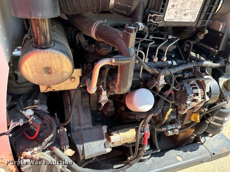 image for item IE9110 2014 Bobcat S510 skid steer loader