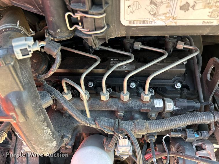 image for item IE9110 2014 Bobcat S510 skid steer loader