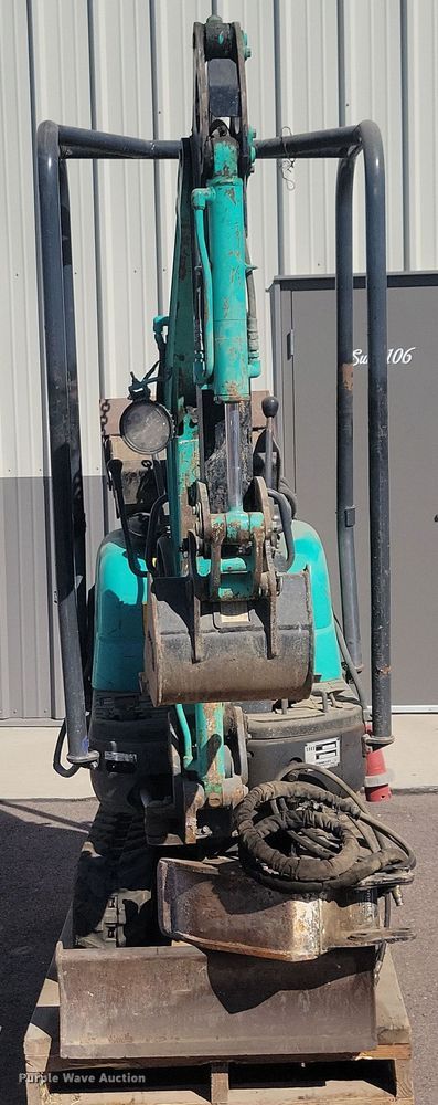 image for item JO9386 IHI 9VX3 mini excavator