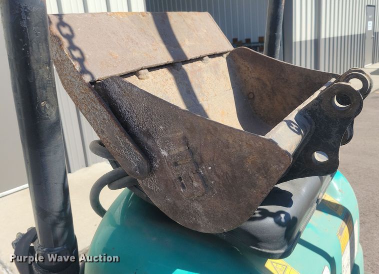 image for item JO9386 IHI 9VX3 mini excavator