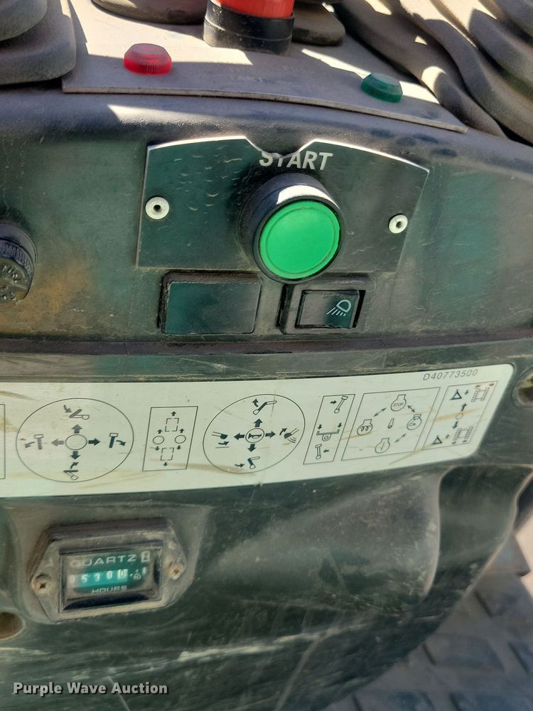 image for item JO9386 IHI 9VX3 mini excavator