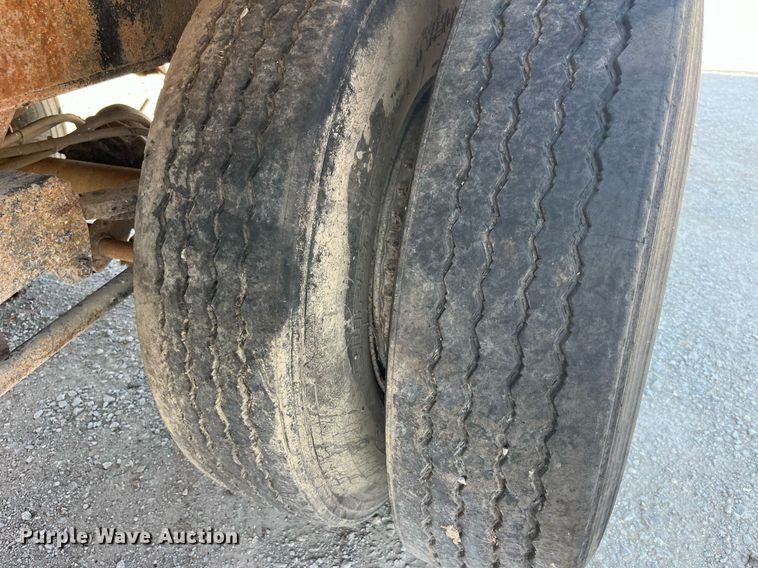 image for item LC9041 1995 Schien Equipment end dump pup trailer