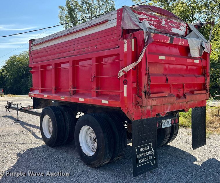 image for item LC9042 1995 Schien Equipment end dump pup trailer