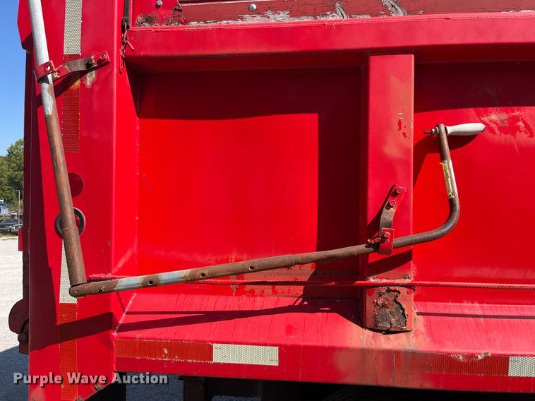 image for item LC9042 1995 Schien Equipment end dump pup trailer