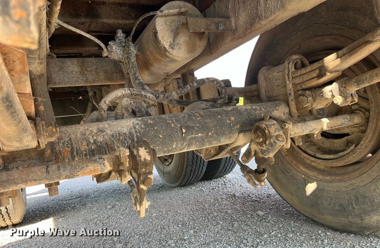 image for item LC9042 1995 Schien Equipment end dump pup trailer