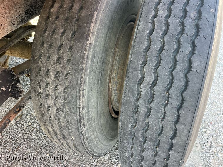 image for item LC9042 1995 Schien Equipment end dump pup trailer