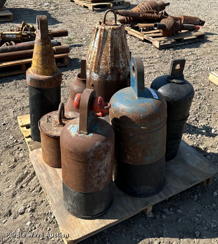 image for item LC9049 (8) pipe pullers