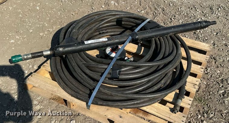 image for item LC9052 Hammerhead pneumatic piercing tool