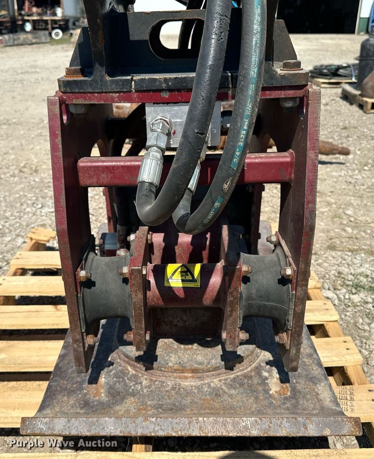 image for item LC9055 2018 HO-PAC 1000C plate compactor